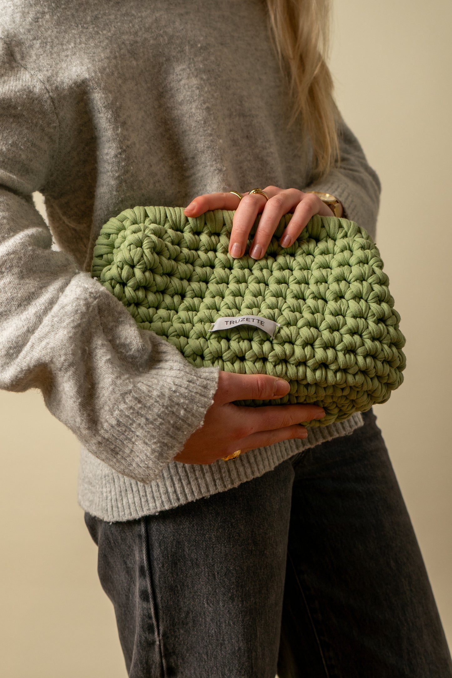 CLUTCH OLIVE GREEN